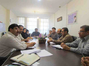 نشست مشترک بین کارکنان شرکت توزیع برق و رئیس و معاونین جهاددانشگاهی واحد لرستان